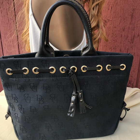 Dooney Bourke Vintage Hobo Black Purse - Picture 3 of 9